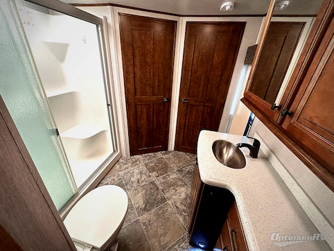 2018 Heartland Landmark 365 Newport RV Photo 2