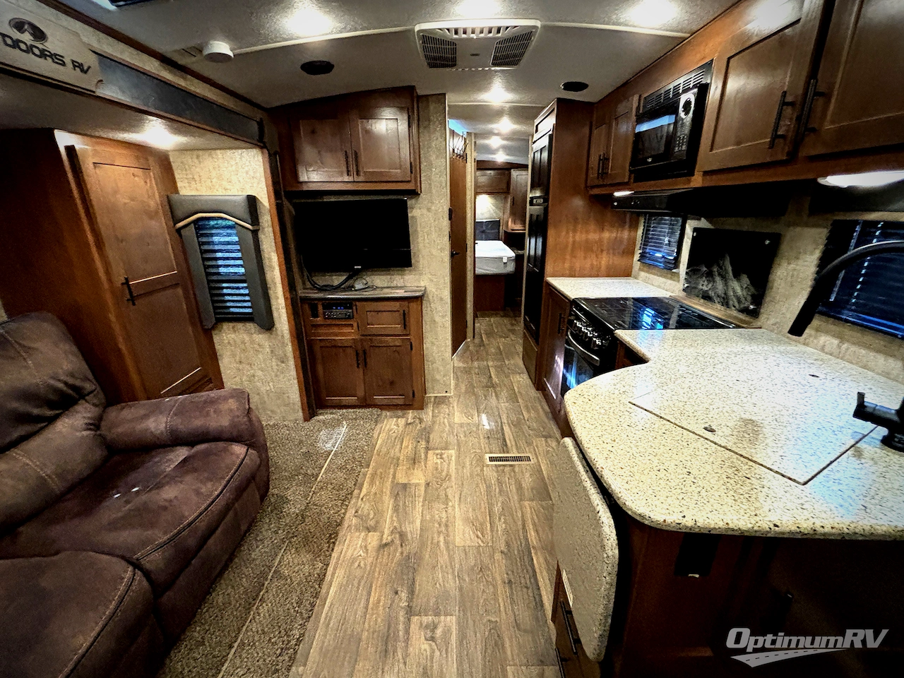 2023 Outdoors RV Black Stone Mountain Series 250RDS Photo 5