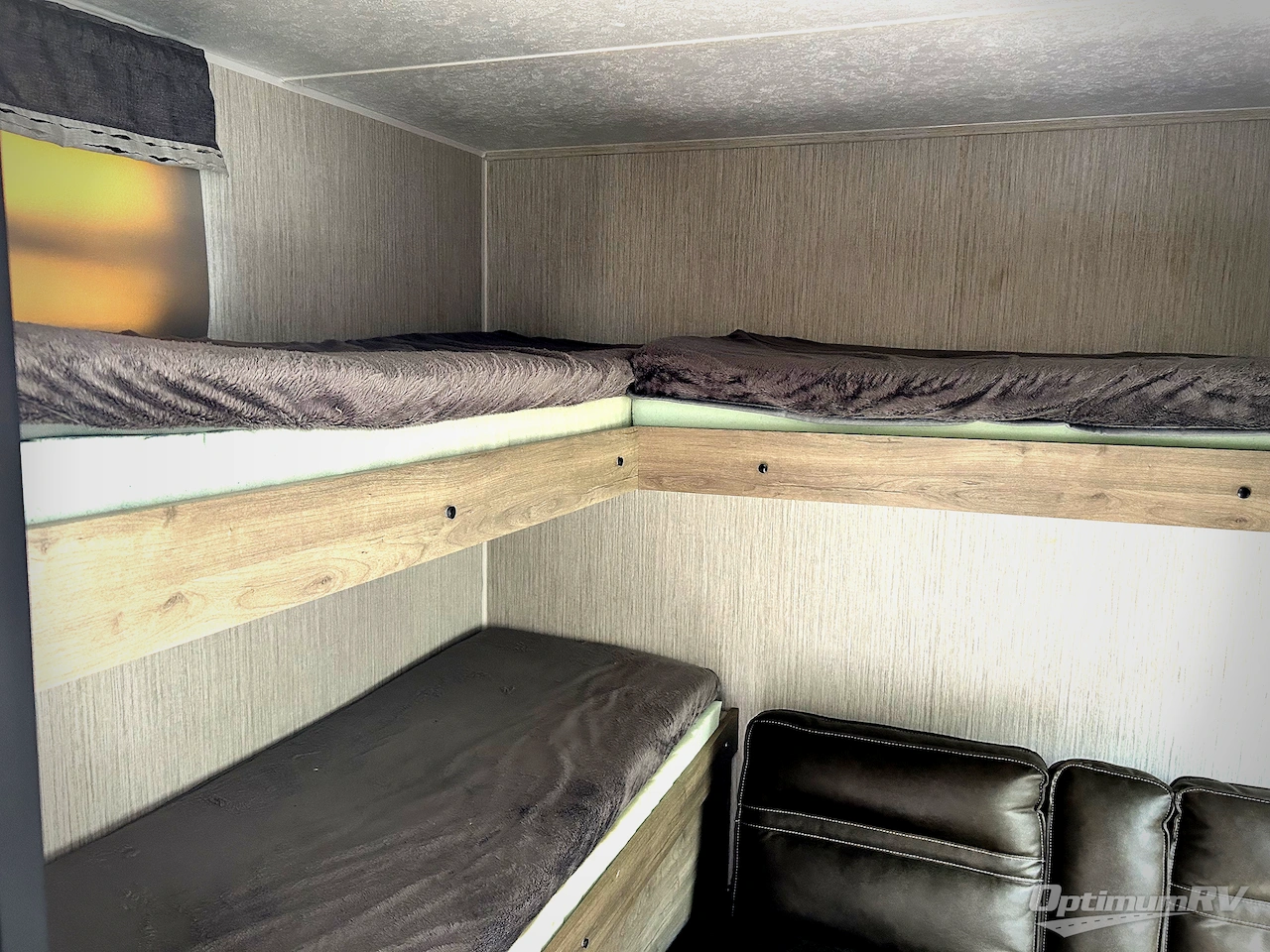 2022 Palomino Puma 28BHSS Photo 13