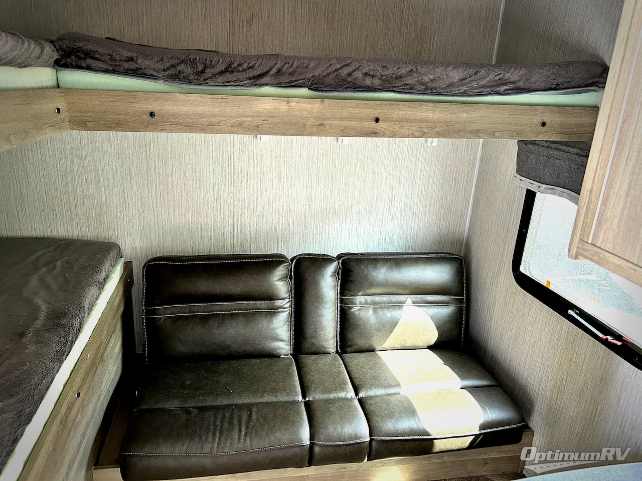 2022 Palomino Puma 28BHSS Photo 14