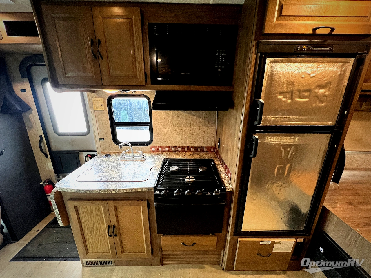 2017 Coachmen Prism 2150LE Photo 13