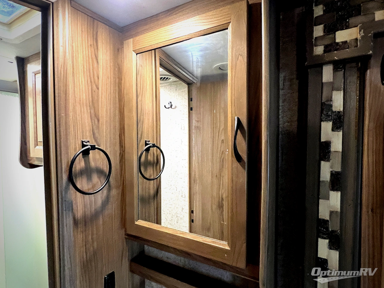2017 Coachmen Prism 2150LE Photo 25
