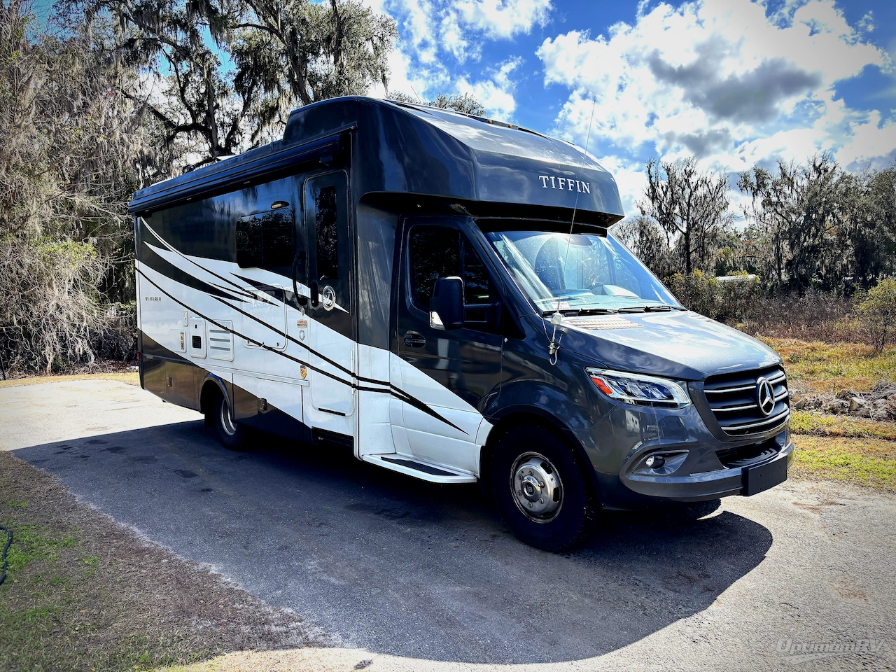 2021 Tiffin Wayfarer 25RW Photo 1