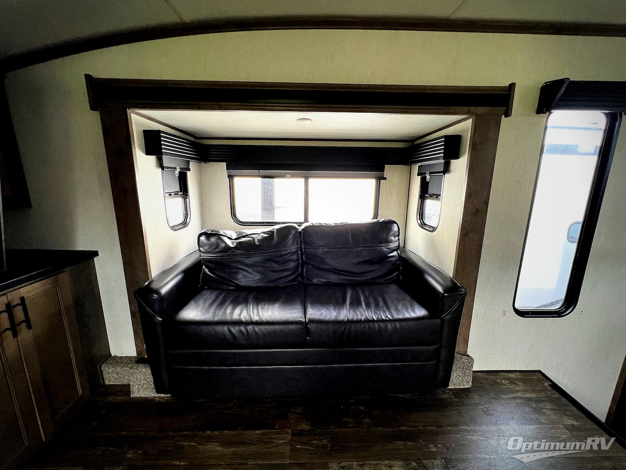 2021 Forest River Sabre 37FLH Photo 8