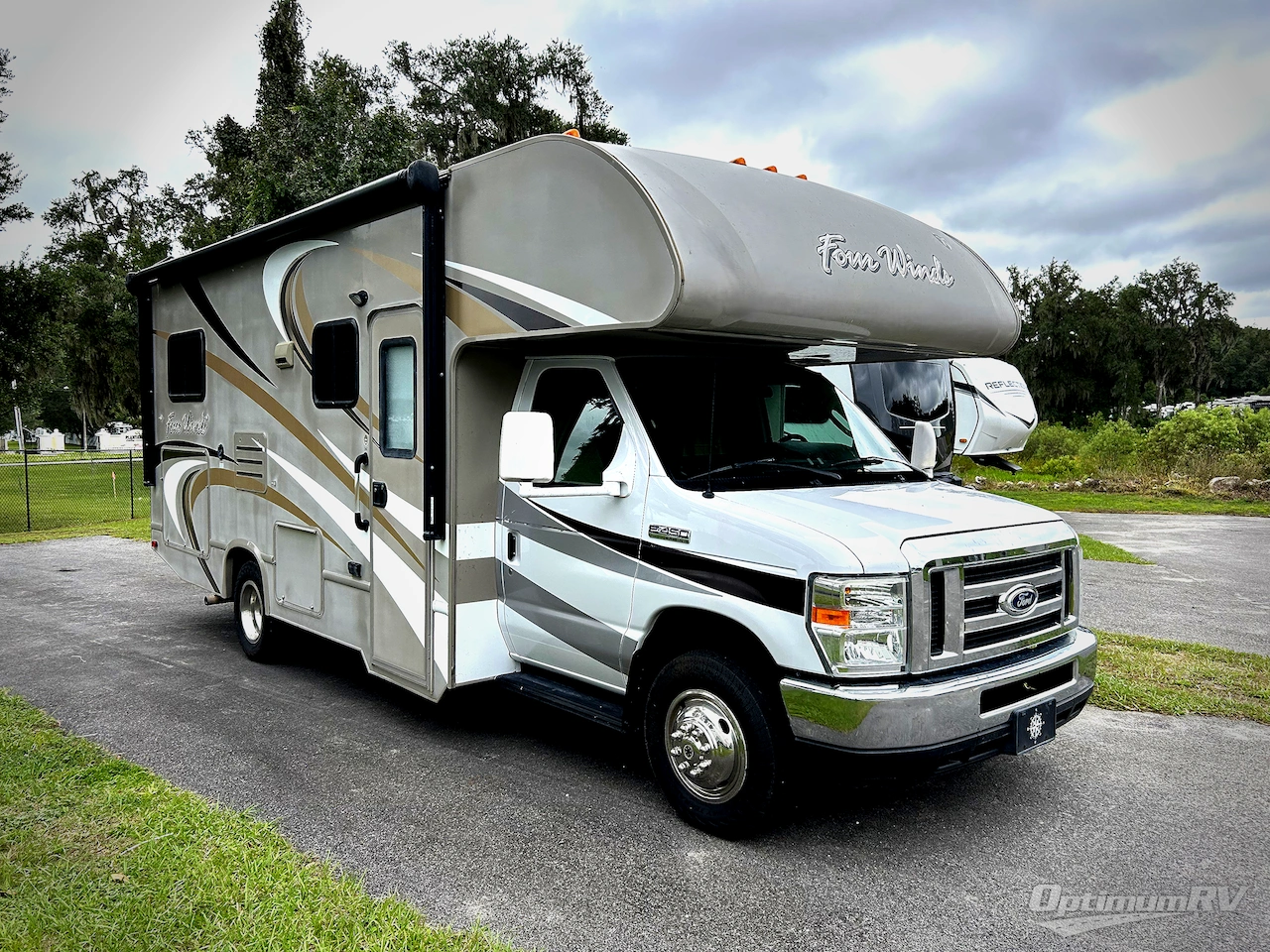 2016 Thor Four Winds 24C Photo 1