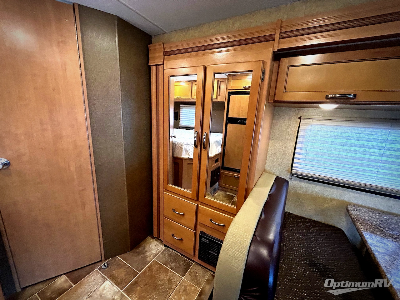 2016 Thor Four Winds 24C Photo 14