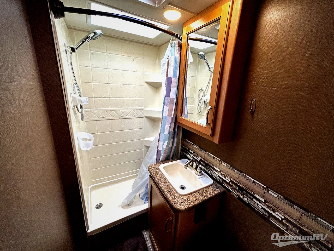 2016 Thor Four Winds 24C Photo 16