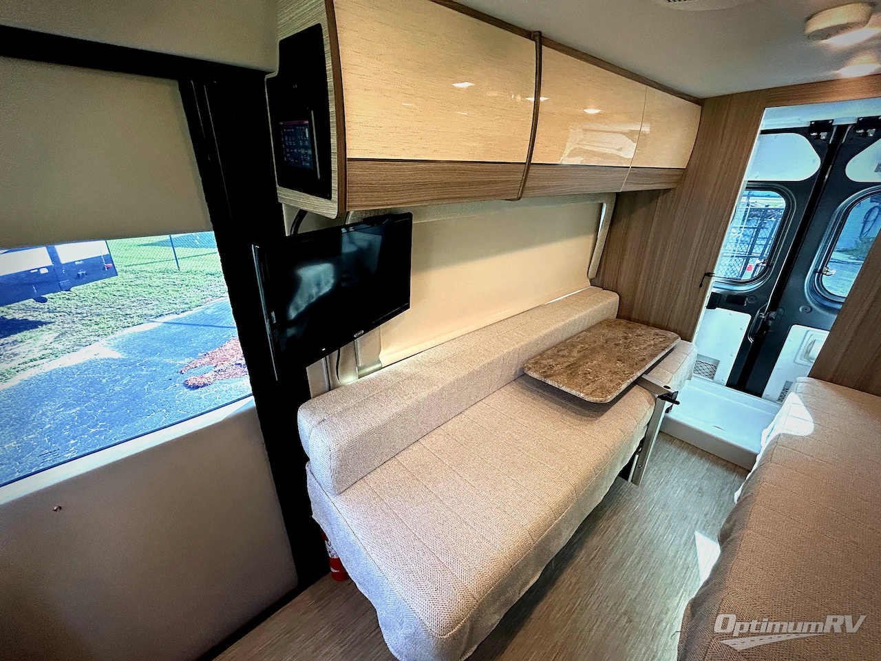 2024 Entegra Ethos 20T Photo 11