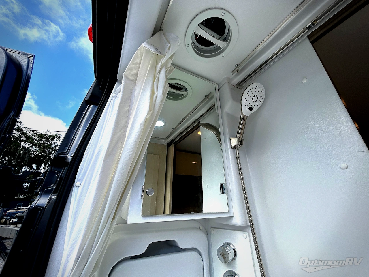 2024 Entegra Ethos 20T Photo 15
