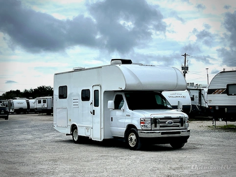 Used 2024 Thor Four Winds 22E Featured Photo