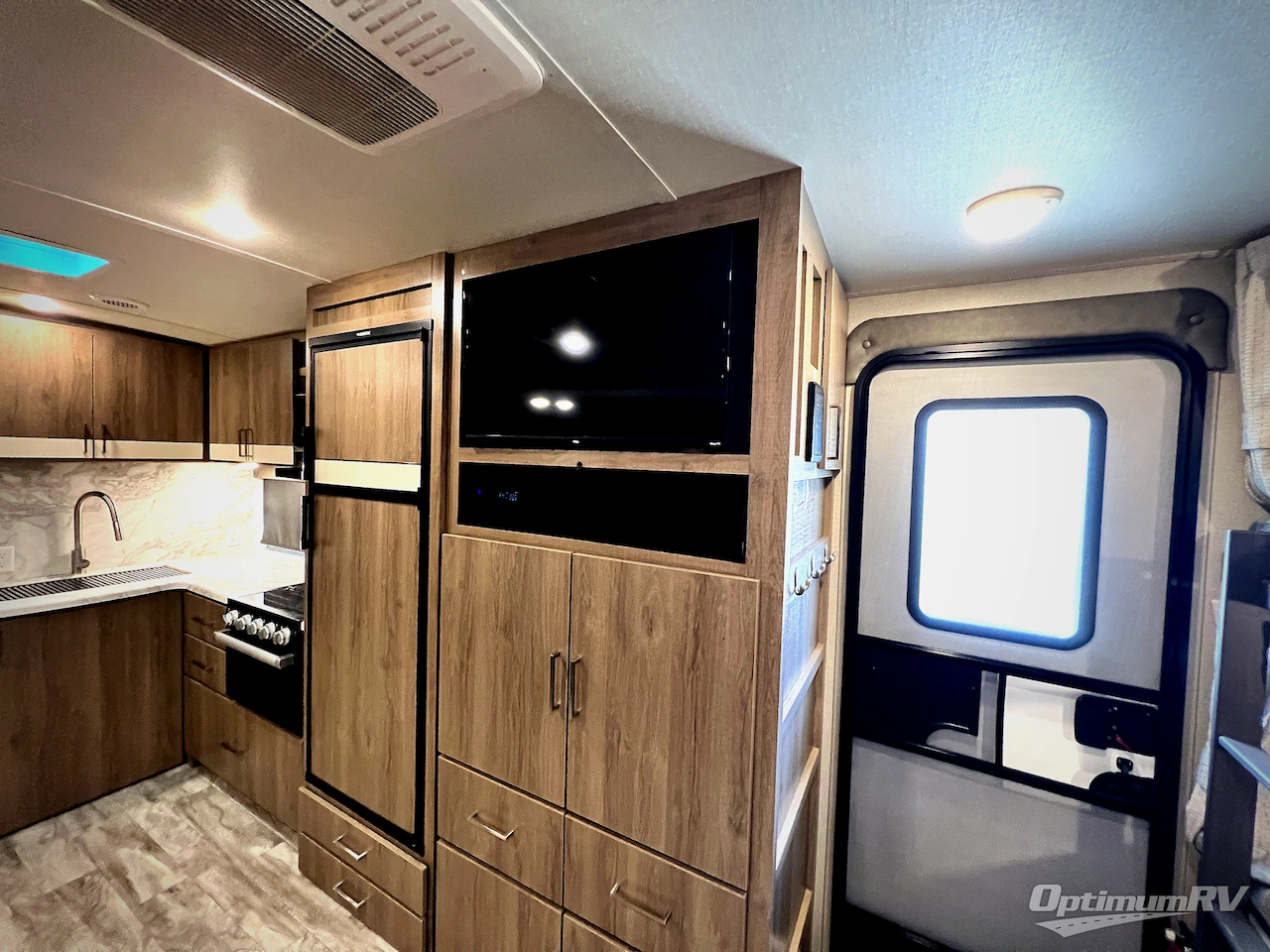2021 Grand Design Imagine 2800BH Photo 7