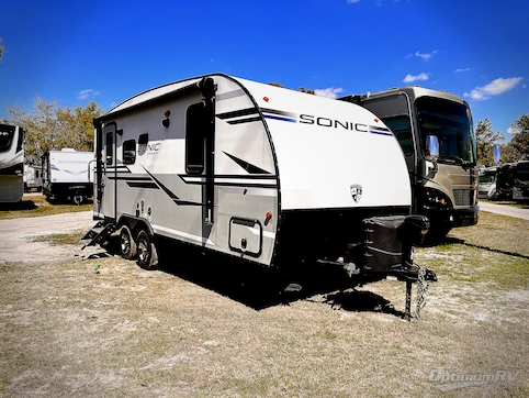 Used 2019 Venture Sonic SN200VML Featured Photo