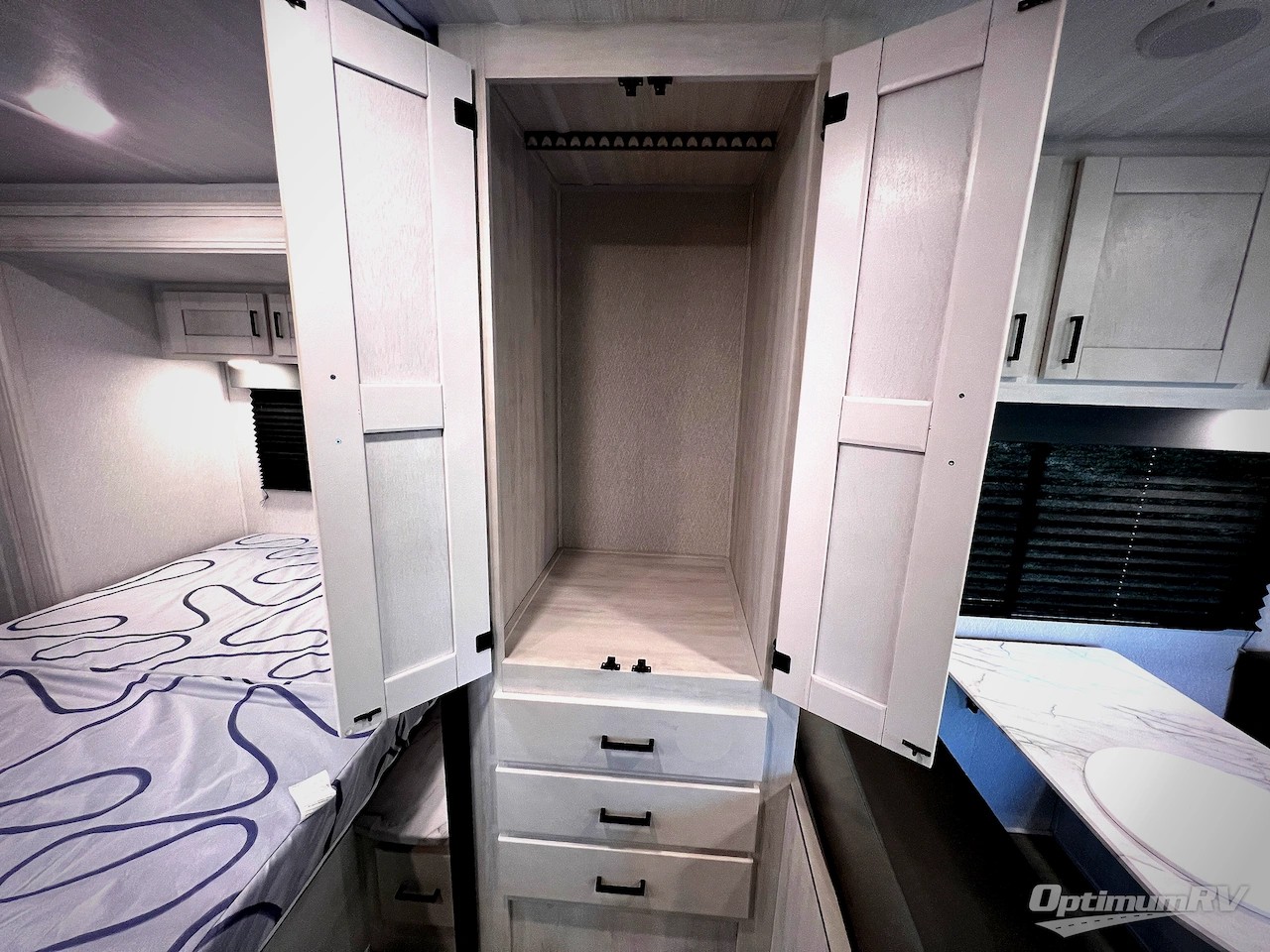 2025 East To West Entrada 2200S Photo 25