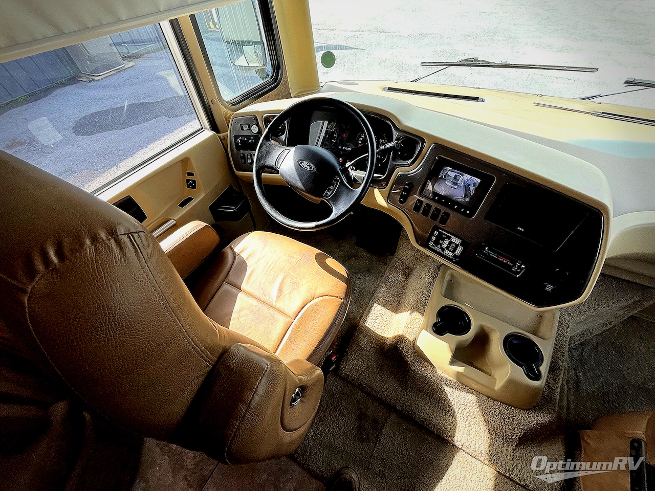 2014 Tiffin Allegro 31 SA Photo 4
