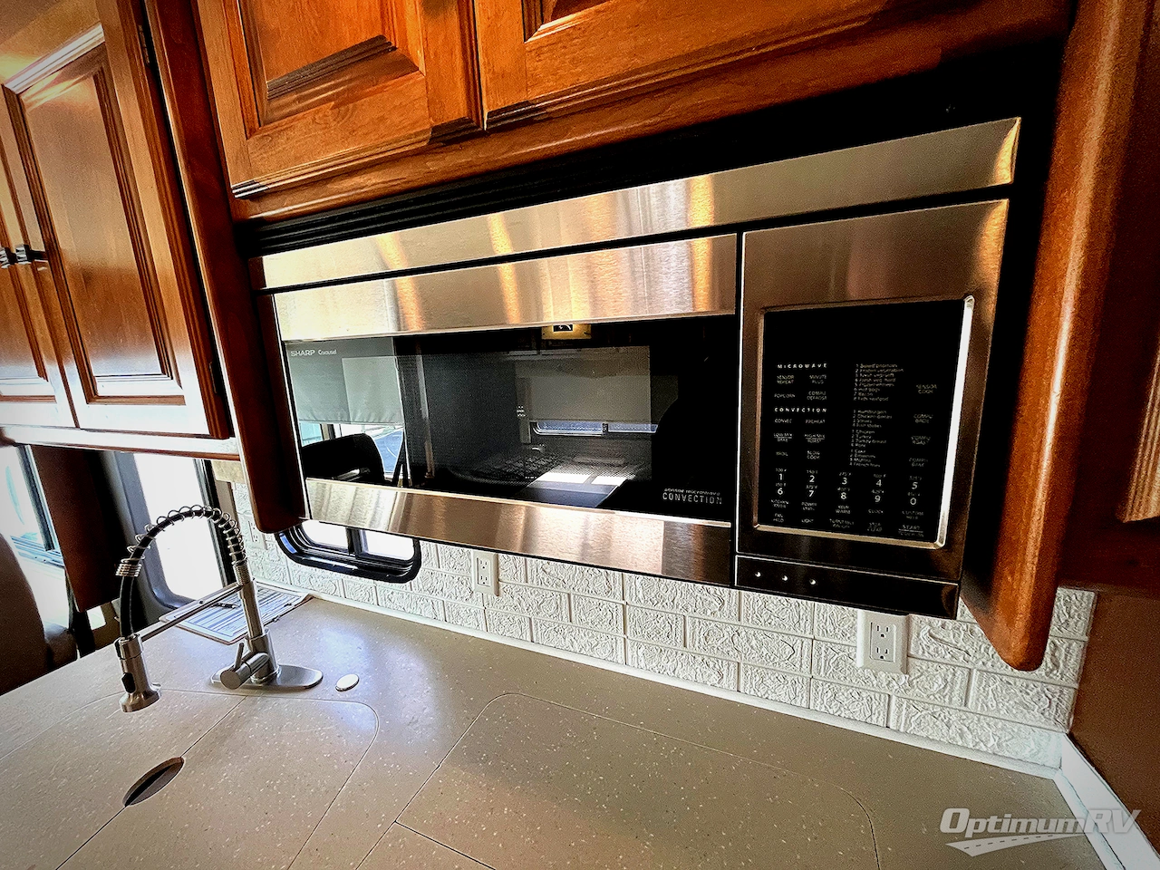 2014 Tiffin Allegro 31 SA Photo 14