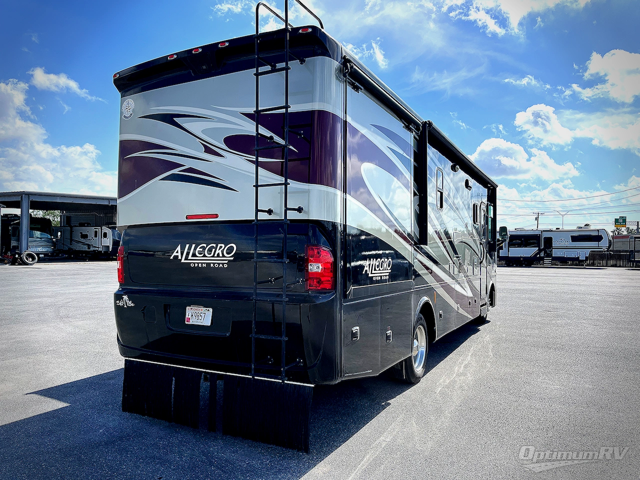 2014 Tiffin Allegro 31 SA Photo 2