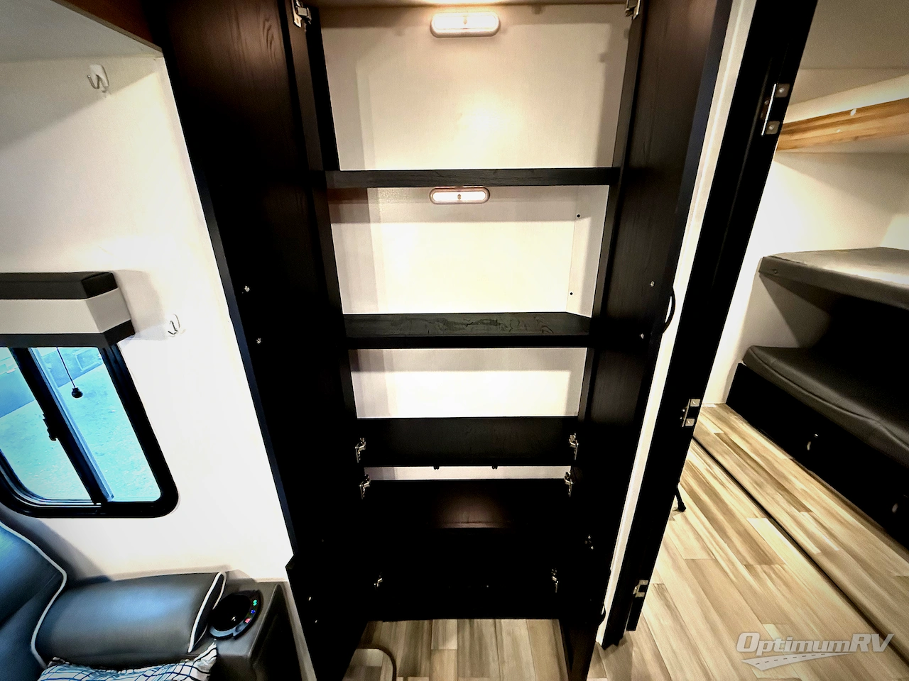 2023 Coachmen Freedom Express Liberty Edition 326BHDSLE Photo 7