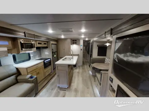 2022 Coachmen Freedom Express Liberty Edition 324RLDSLE RV Photo 2