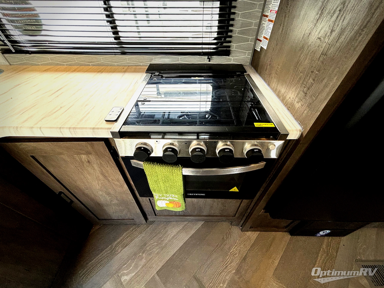 2022 Forest River Wildwood 26DBUD Photo 8