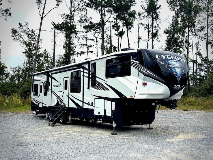2021 Heartland Cyclone 4006 RV Photo 1