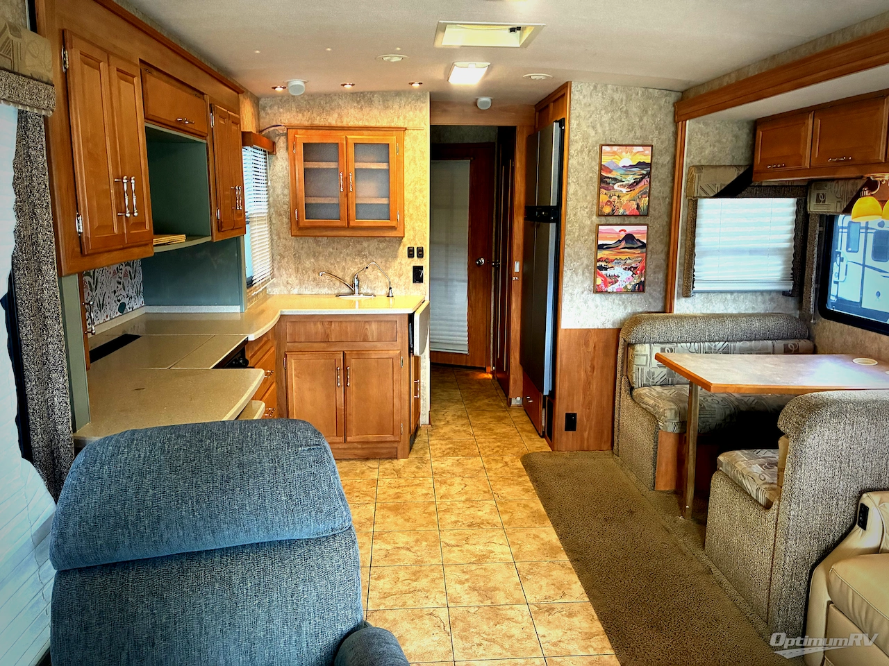 2006 Winnebago Voyage 35A Photo 4