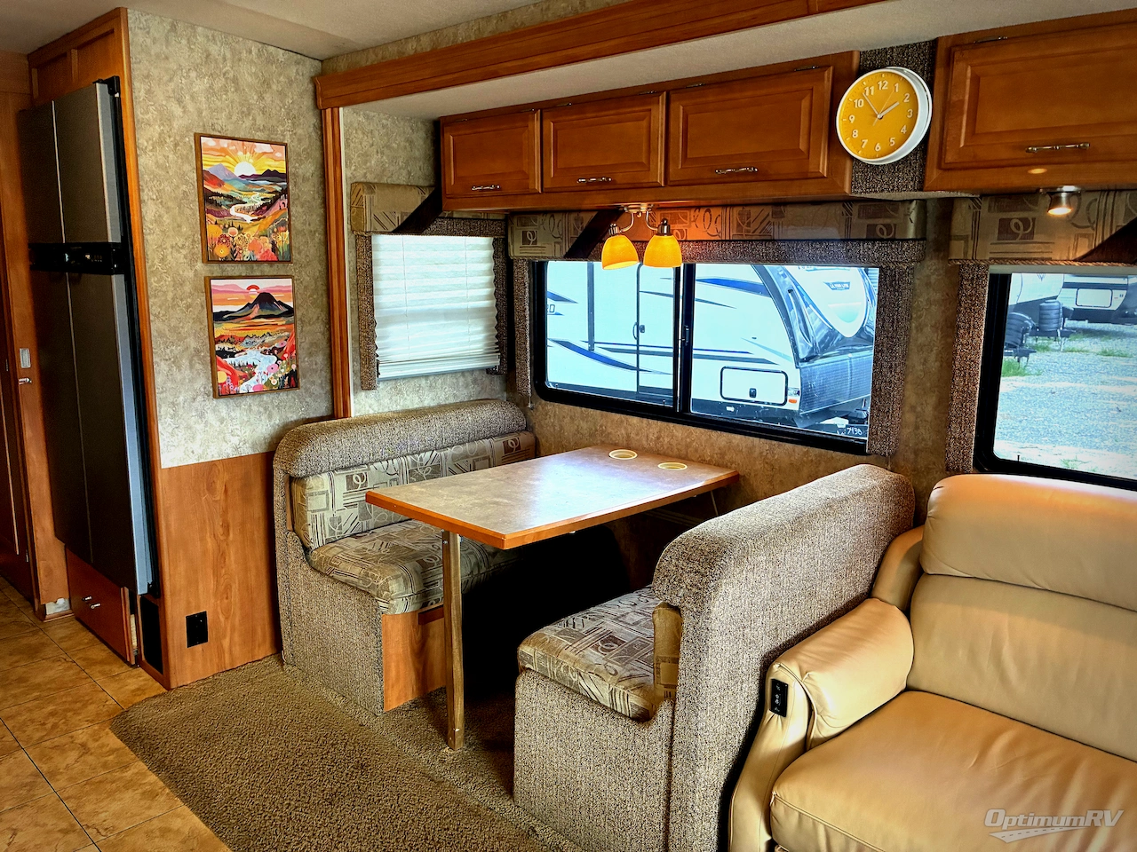 2006 Winnebago Voyage 35A Photo 6