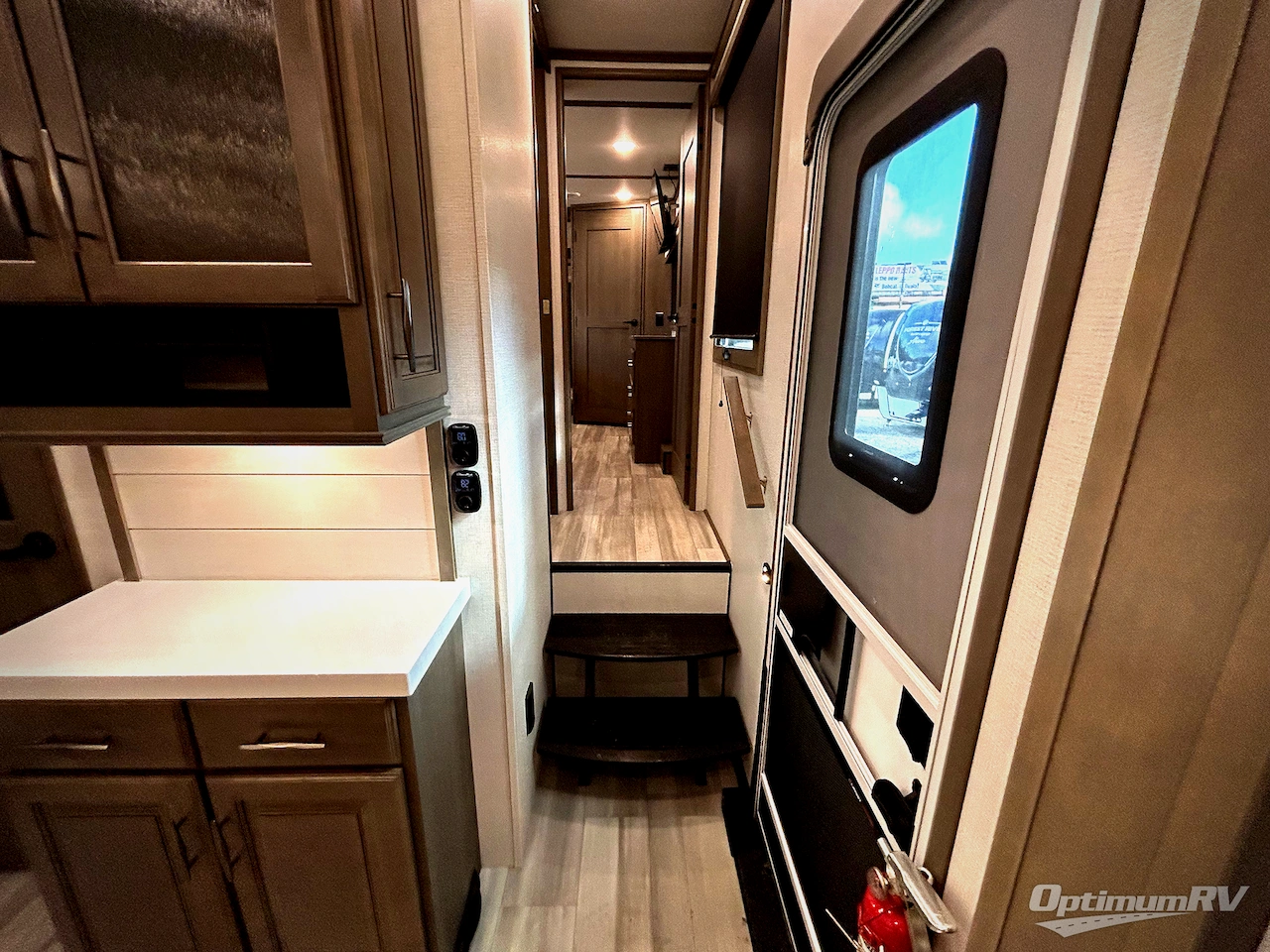 2024 Grand Design Solitude 391DL Photo 7