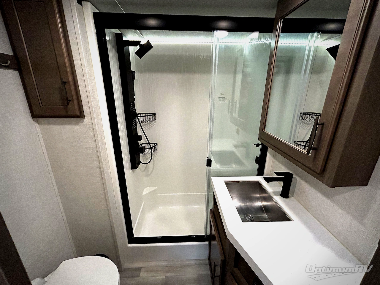 2024 Grand Design Solitude 391DL Photo 15