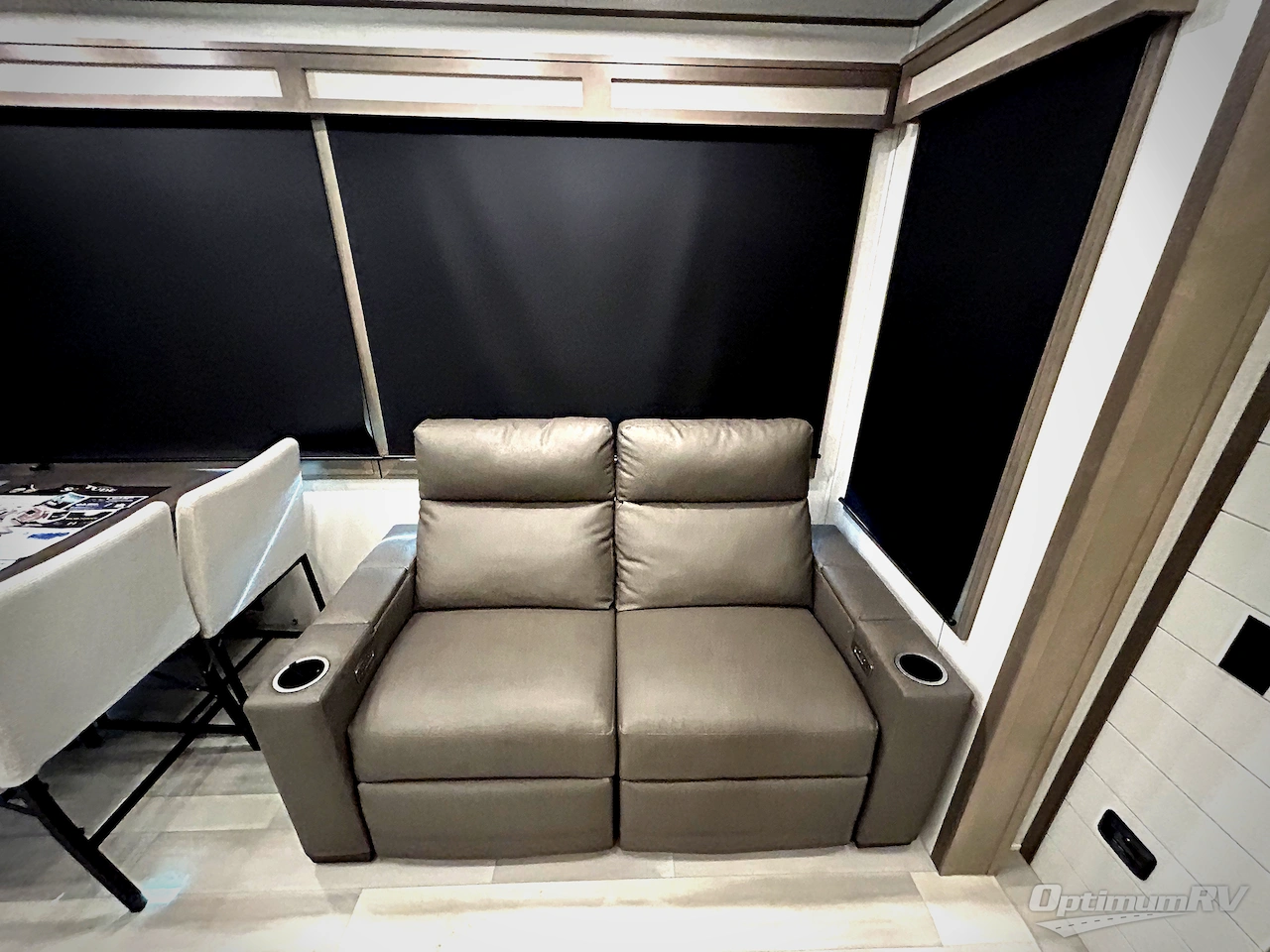 2024 Grand Design Solitude 391DL Photo 19