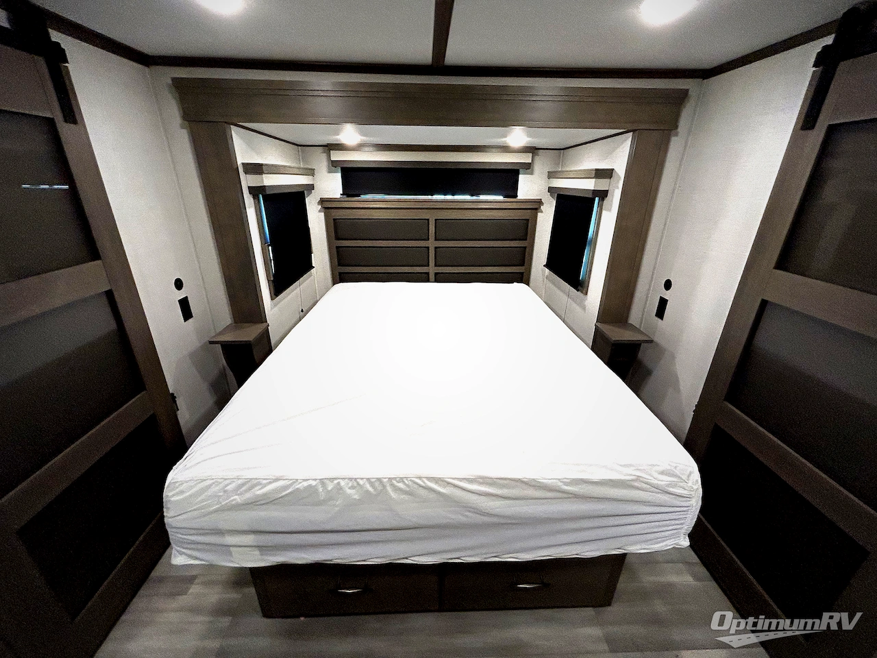 2024 Grand Design Solitude 391DL Photo 23