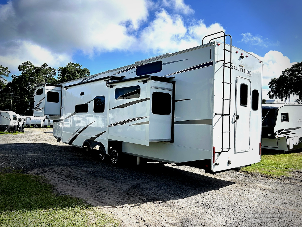 2024 Grand Design Solitude 391DL Photo 3