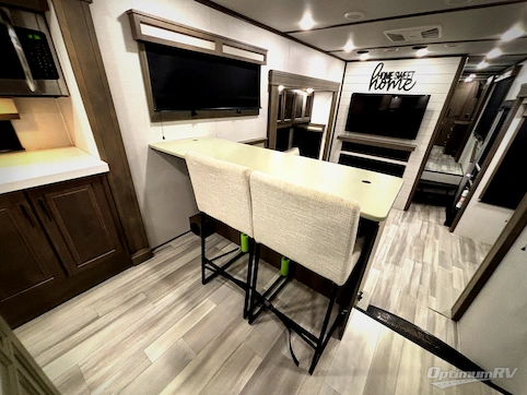 2024 Grand Design Solitude 390RK RV Photo 4