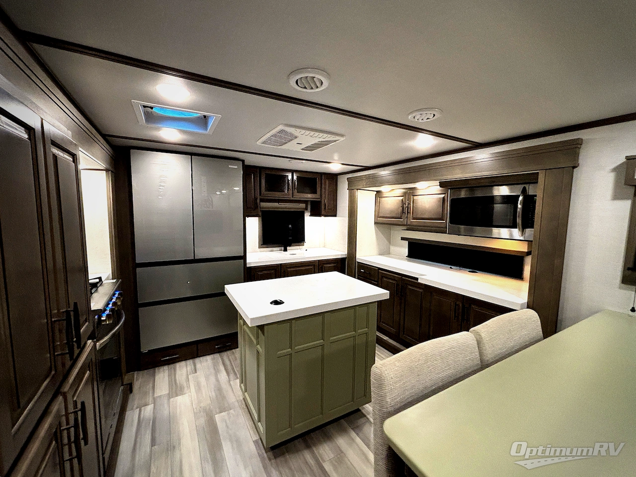 2024 Grand Design Solitude 390RK Photo 6
