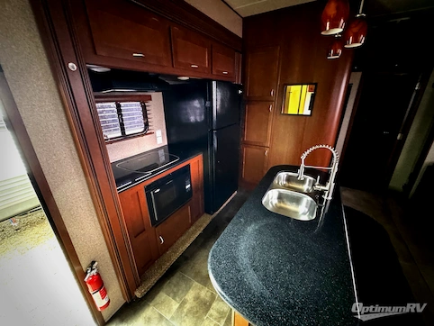 2015 Forest River Vengeance 377V RV Photo 2