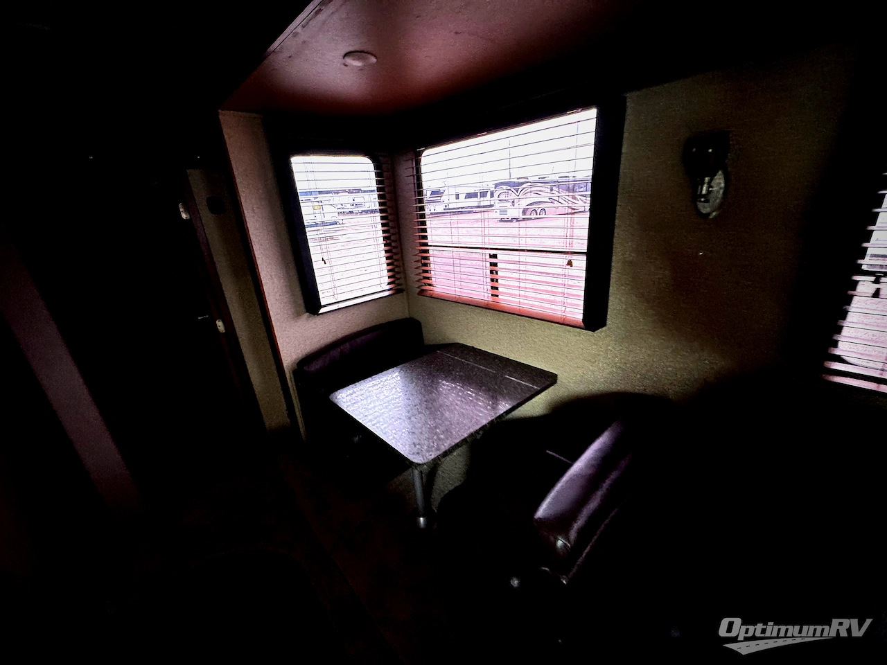 2015 Forest River Vengeance 377V Photo 5