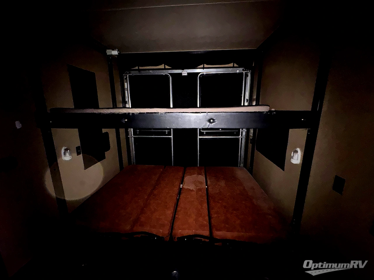 2015 Forest River Vengeance 377V Photo 8