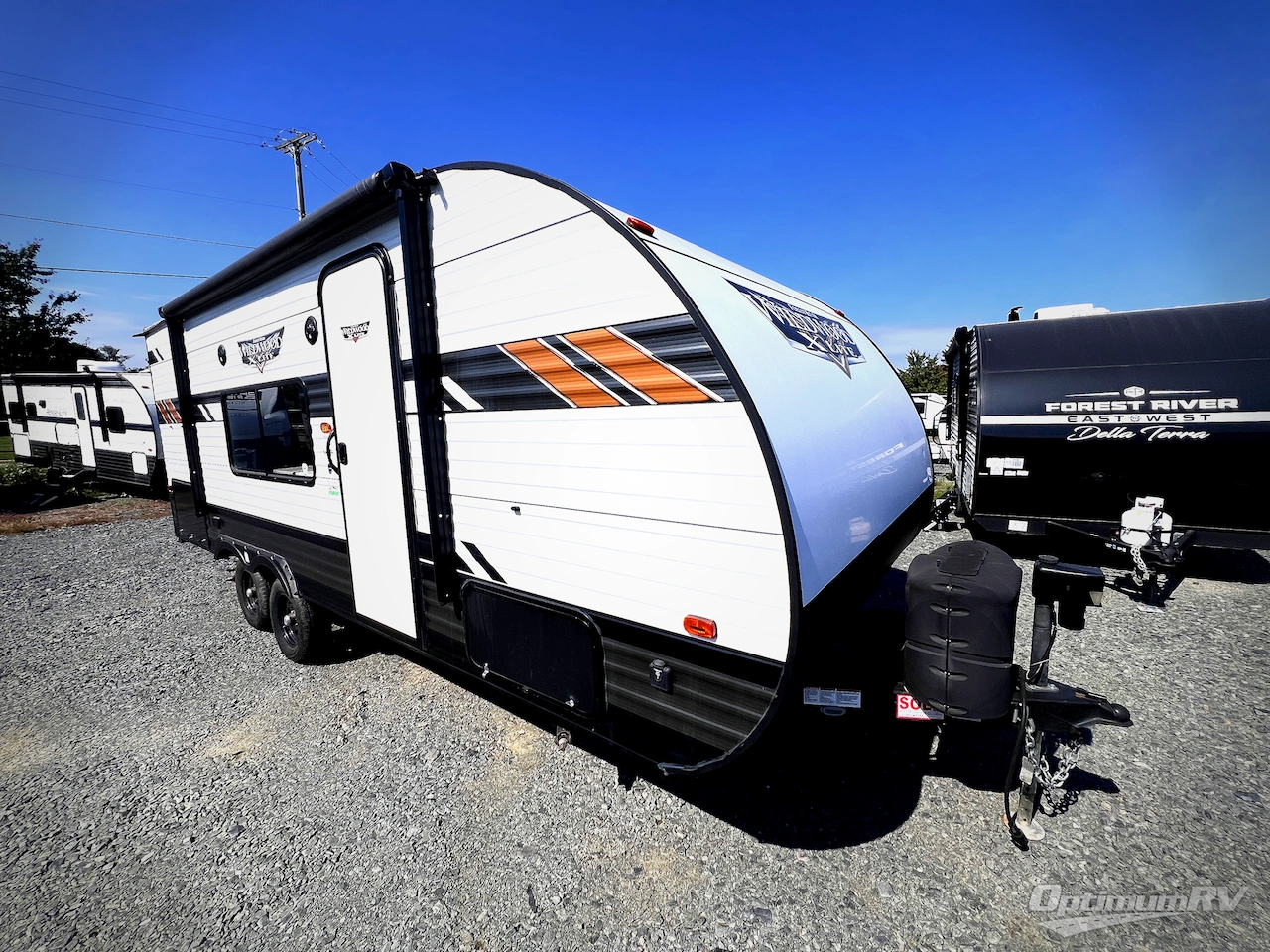 2020 Forest River Wildwood X-Lite 19DBXL Photo 1