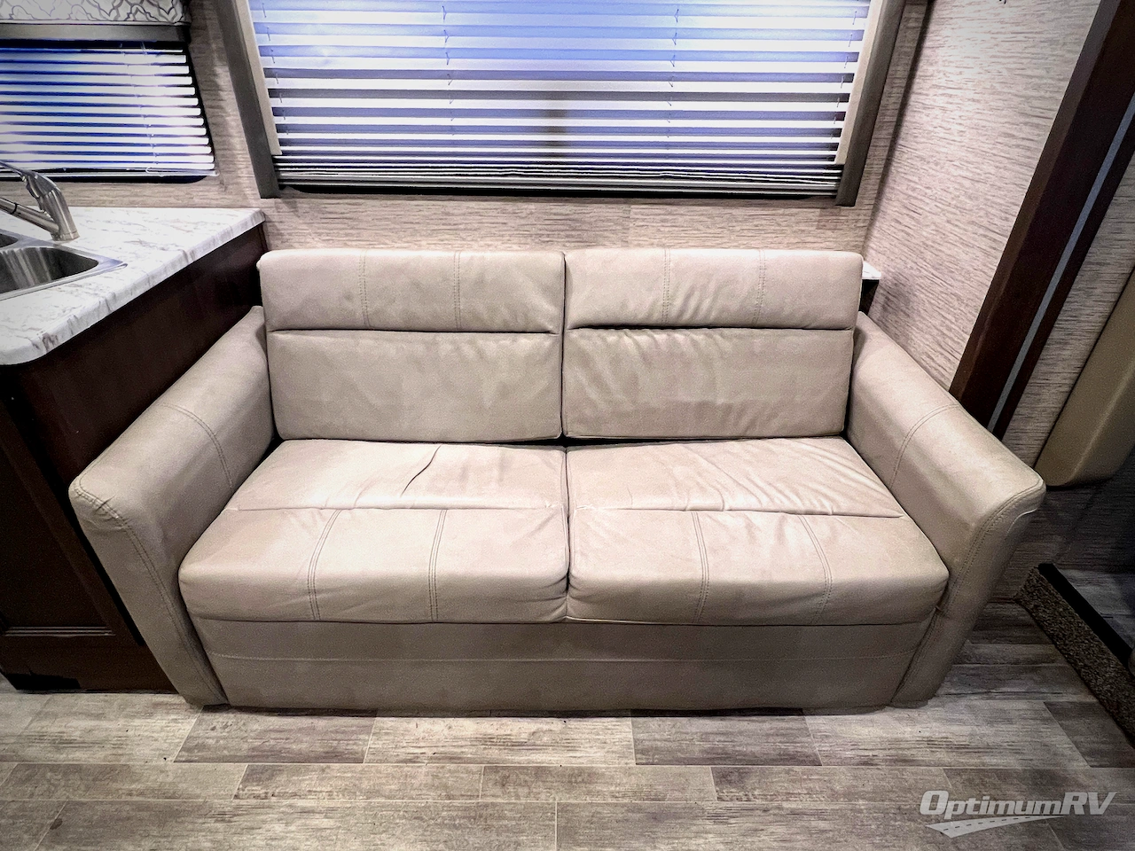 2022 Thor Freedom Traveler 29A Photo 18