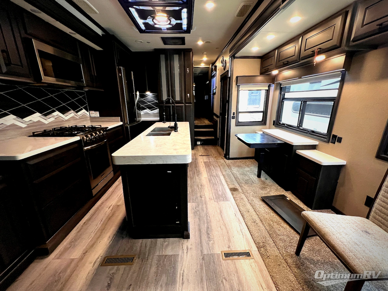 2022 DRV Luxury Suites FullHouse JX450 Photo 4