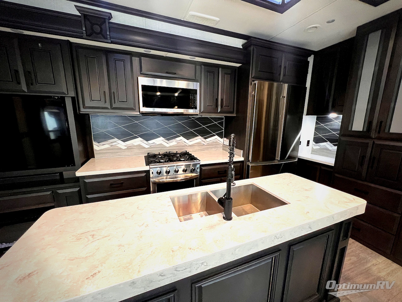 2022 DRV Luxury Suites FullHouse JX450 Photo 5