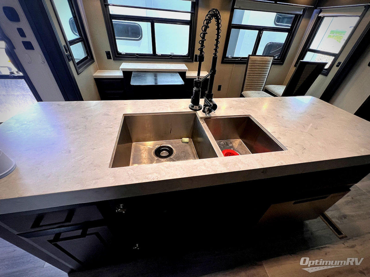 2022 DRV Luxury Suites FullHouse JX450 Photo 10