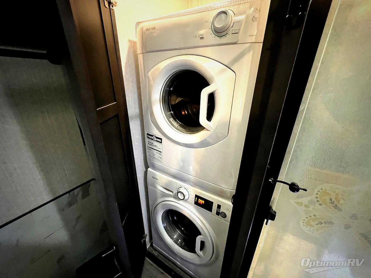 2022 DRV Luxury Suites FullHouse JX450 Photo 22