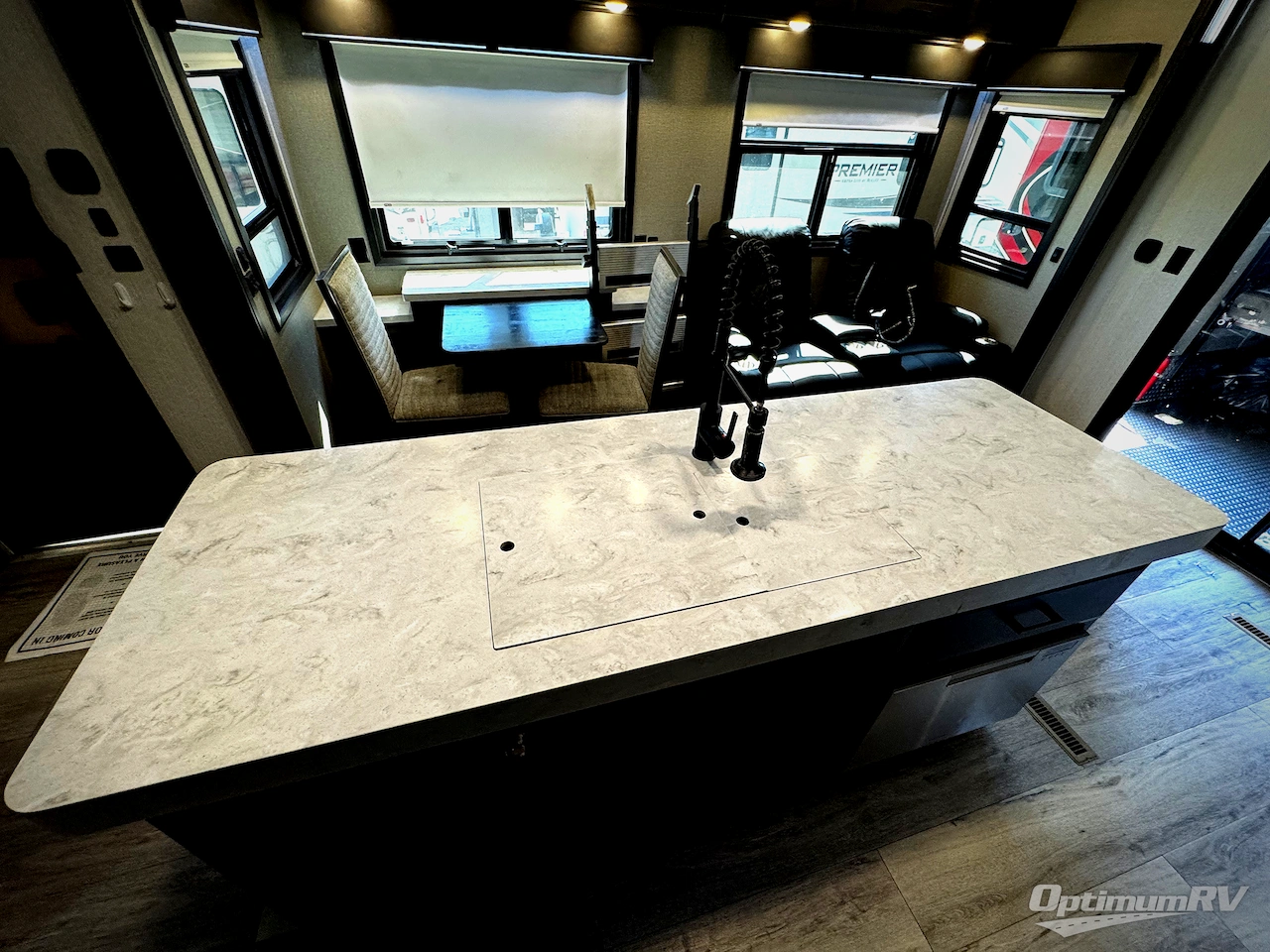 2022 DRV Luxury Suites FullHouse JX450 Photo 8