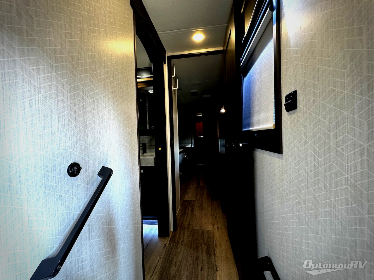 2022 DRV Luxury Suites FullHouse JX450 Photo 18