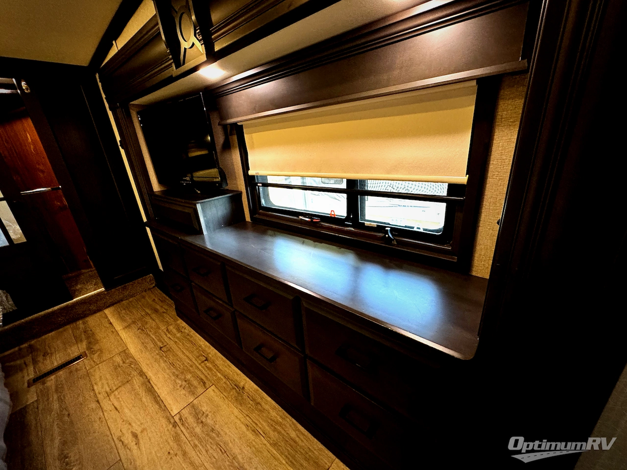 2022 DRV Luxury Suites FullHouse JX450 Photo 24