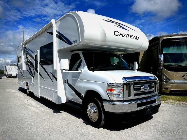 2025 Thor Chateau 31EV RV Photo 1