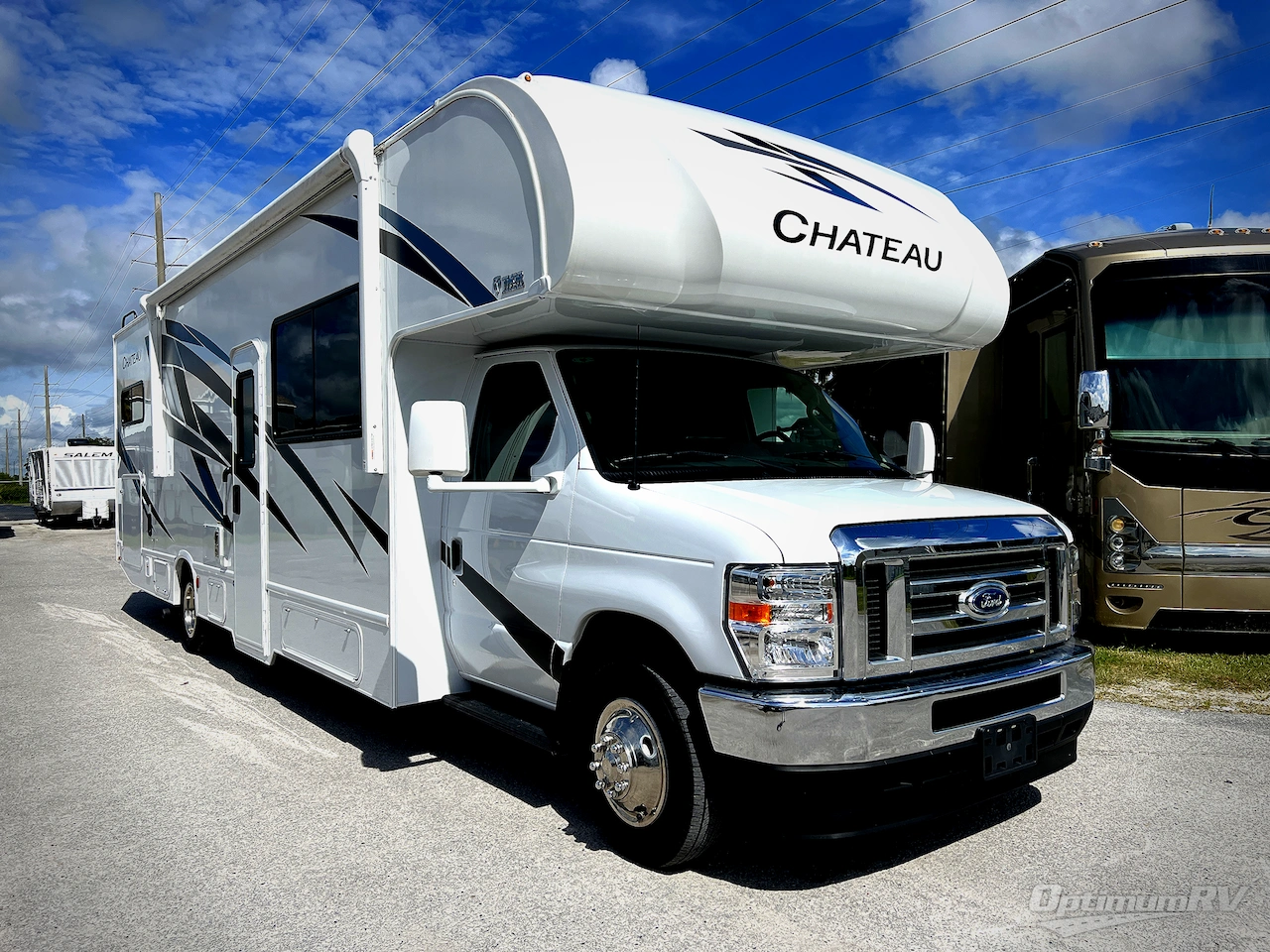 2025 Thor Chateau 31EV Photo 1