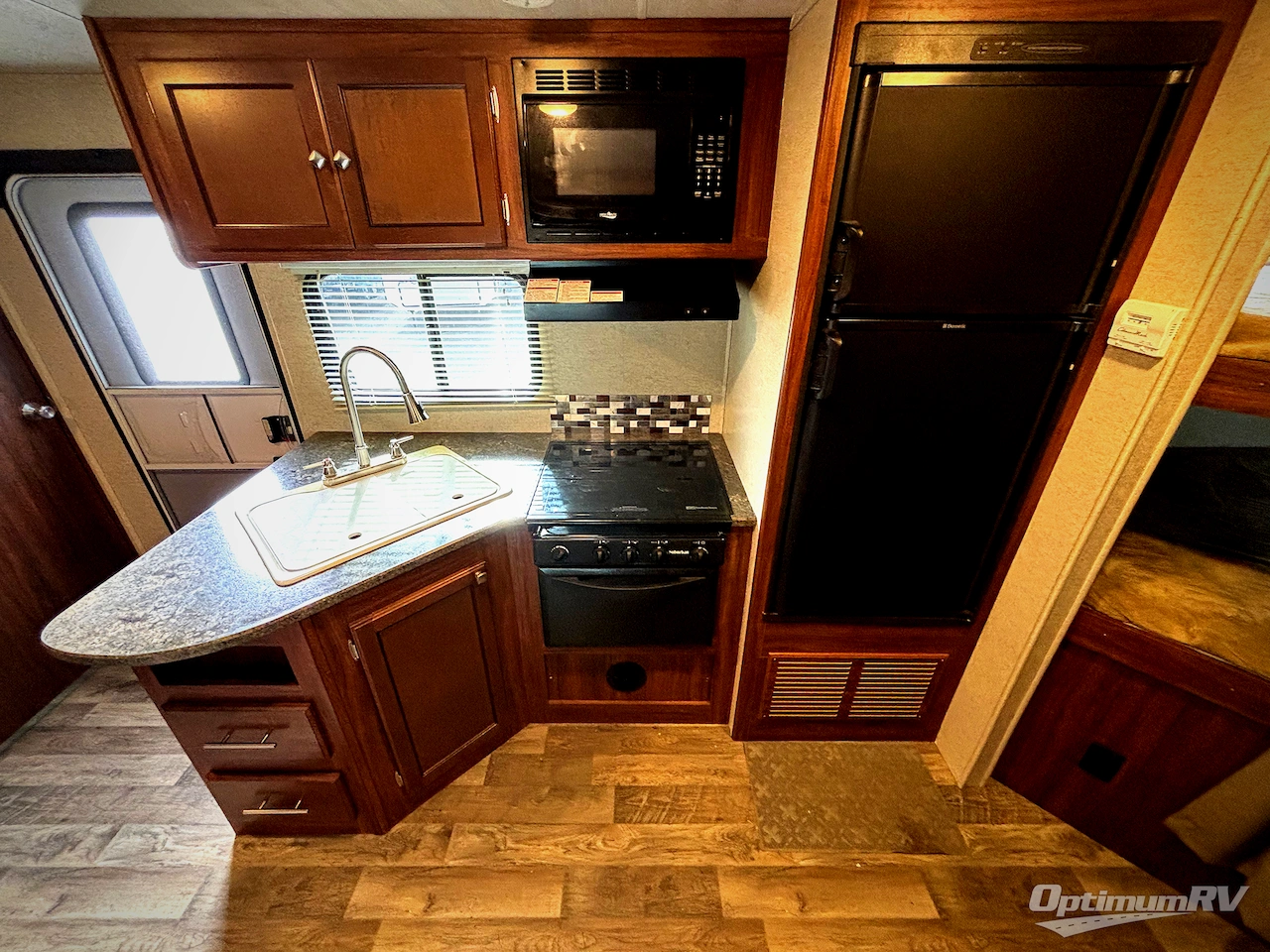 2017 Heartland Mallard 245 Photo 8