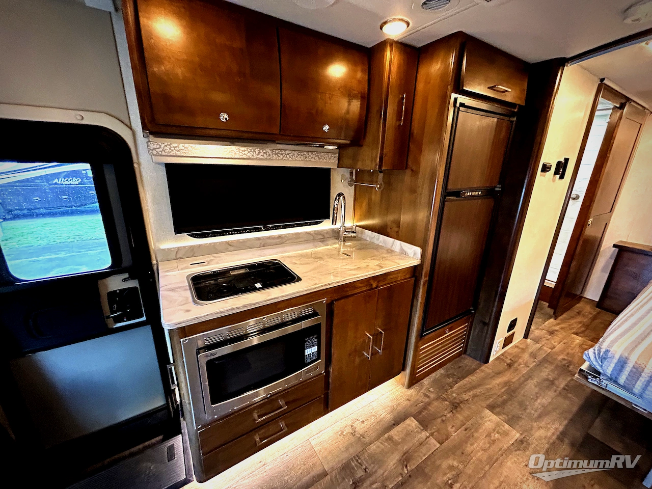 2019 Tiffin Wayfarer 24QW Photo 12