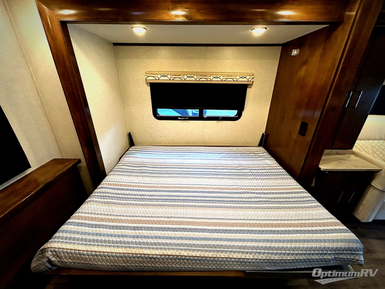 2019 Tiffin Wayfarer 24QW Photo 15